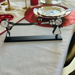 Magnet Attraction Figurine